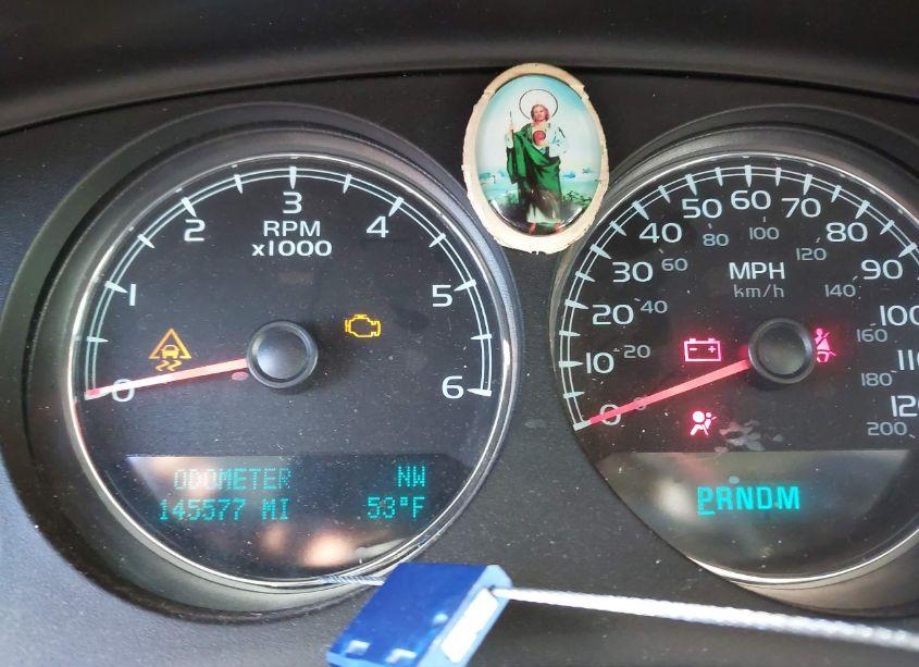 Photo 7 of 2011 Chevrolet Suburban 1500 LT1 (VIN 1GNSCJE01BR299003)