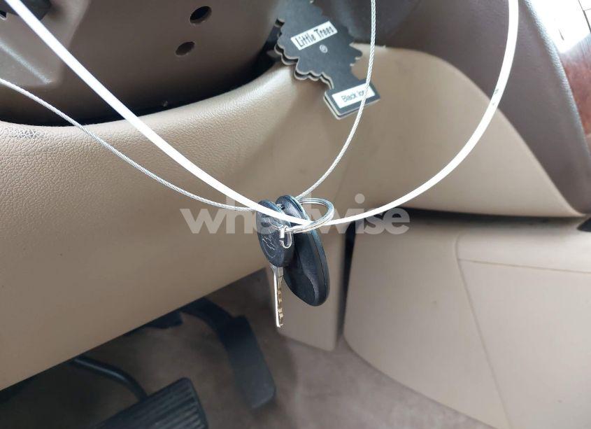 Photo 11 of 2012 Chevrolet Suburban 1500 LT (VIN 1GNSCJE01CR206854)