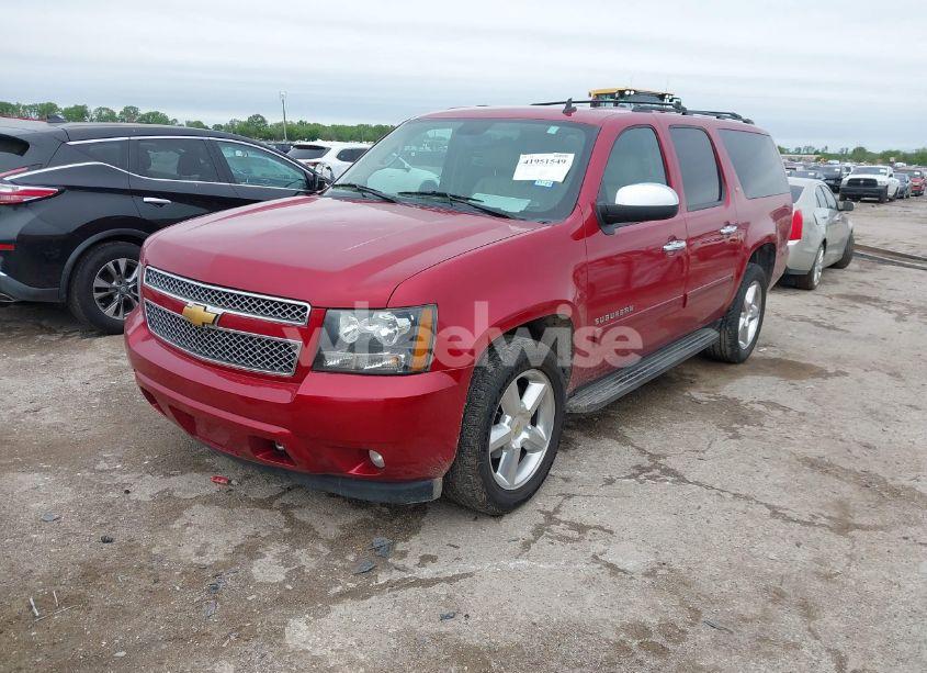 Photo 2 of 2012 Chevrolet Suburban 1500 LT (VIN 1GNSCJE01CR206854)