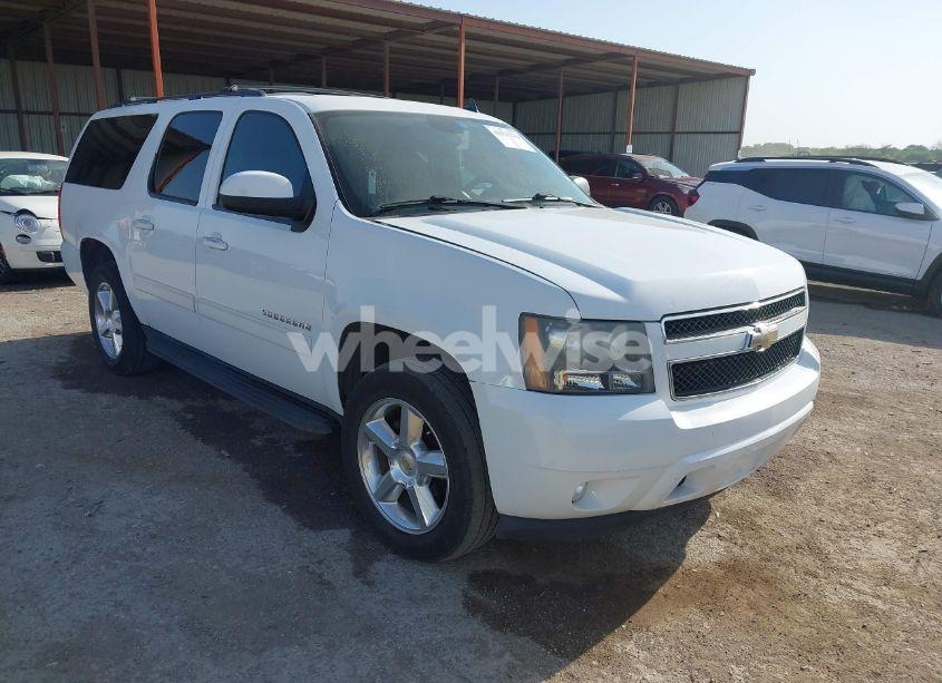 2011 Chevrolet Suburban 1500 LT1 (VIN 1GNSCJE02BR160367) main photo