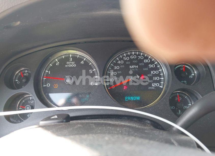 Photo 7 of 2011 Chevrolet Suburban 1500 LT1 (VIN 1GNSCJE02BR160367)