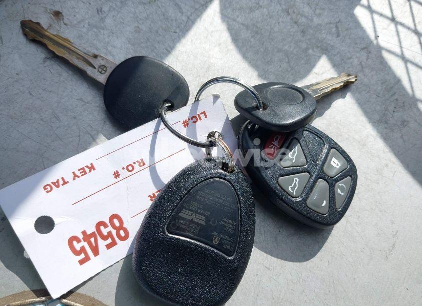 Photo 11 of 2012 Chevrolet Suburban 1500 LT (VIN 1GNSCJE02CR109193)