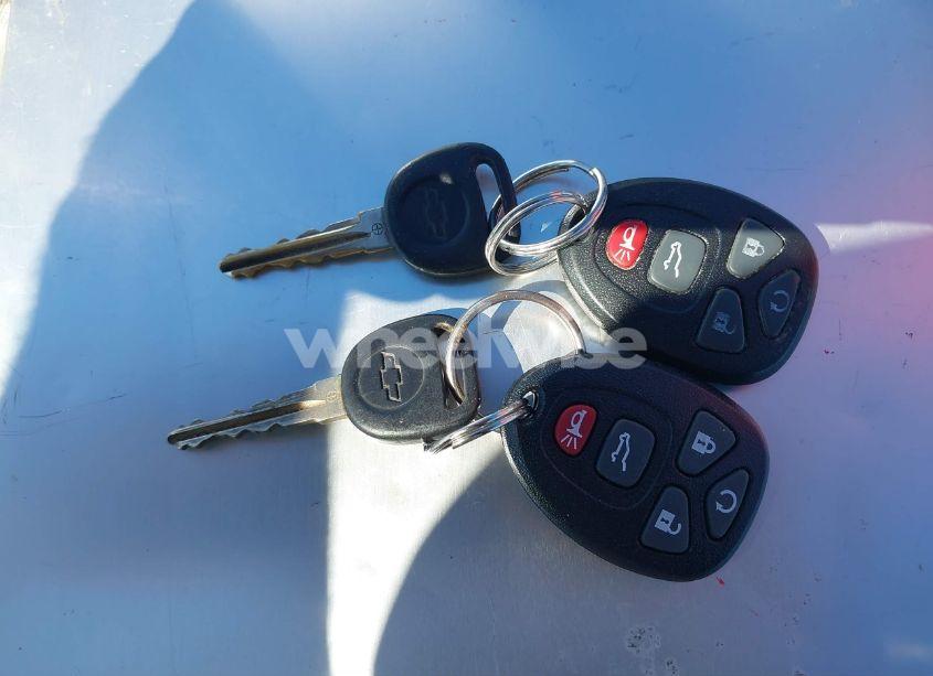 Photo 11 of 2011 Chevrolet Suburban 1500 LT1 (VIN 1GNSCJE03BR255374)