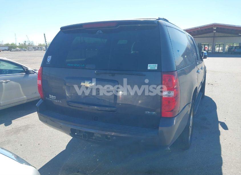 Photo 16 of 2011 Chevrolet Suburban 1500 LT1 (VIN 1GNSCJE03BR255374)