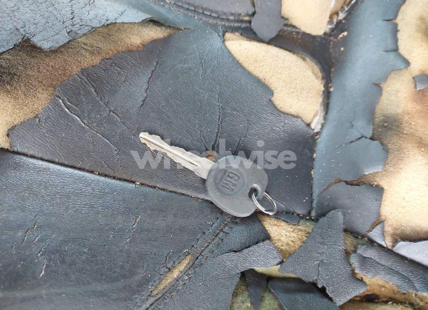 Photo 11 of 2013 Chevrolet Suburban 1500 LT (VIN 1GNSCJE03DR105672)