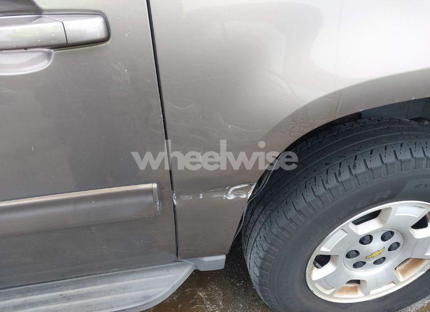 Photo 17 of 2013 Chevrolet Suburban 1500 LT (VIN 1GNSCJE03DR160204)