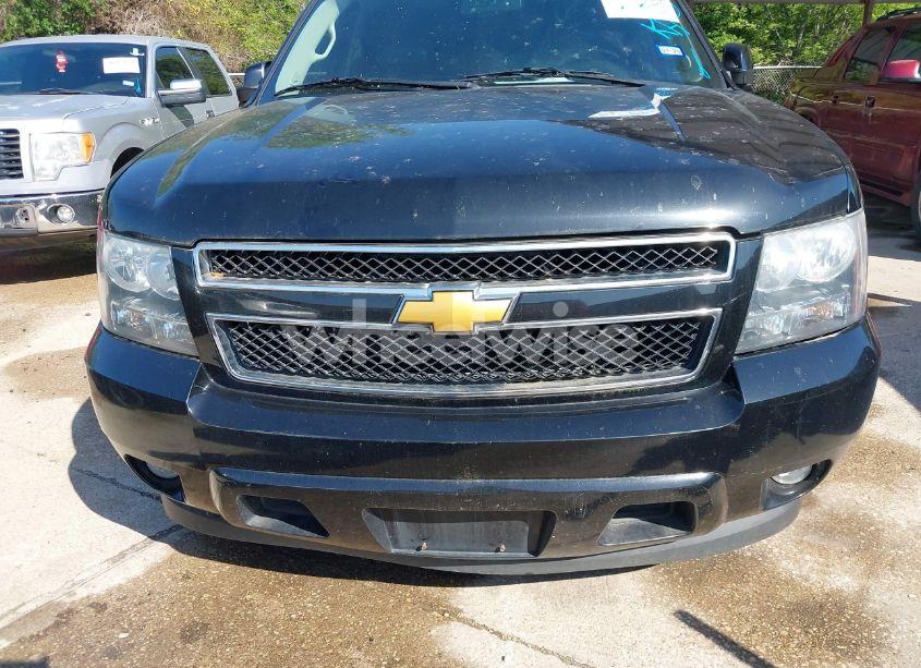 Photo 13 of 2014 Chevrolet Suburban 1500 LT (VIN 1GNSCJE03ER203943)