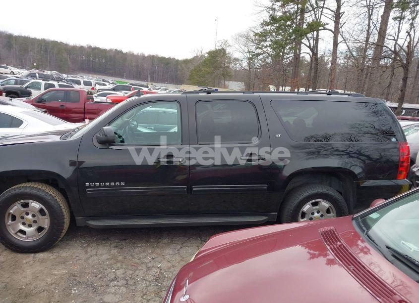 Photo 14 of 2012 Chevrolet Suburban 1500 LT (VIN 1GNSCJE04CR261802)