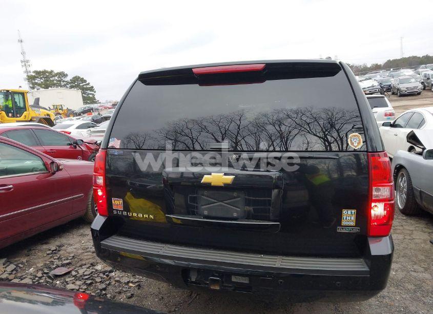 Photo 16 of 2012 Chevrolet Suburban 1500 LT (VIN 1GNSCJE04CR261802)