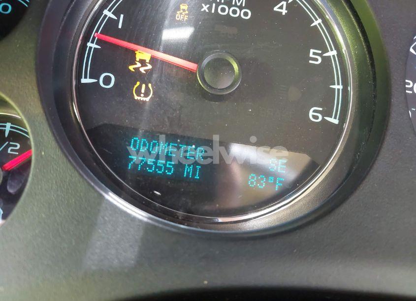 Photo 15 of 2013 Chevrolet Suburban 1500 LT (VIN 1GNSCJE04DR146389)