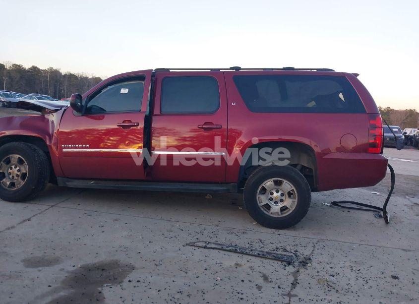 Photo 13 of 2011 Chevrolet Suburban 1500 LT1 (VIN 1GNSCJE05BR139092)