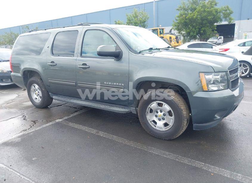 2011 Chevrolet Suburban 1500 LT1 (VIN 1GNSCJE05BR164719) main photo