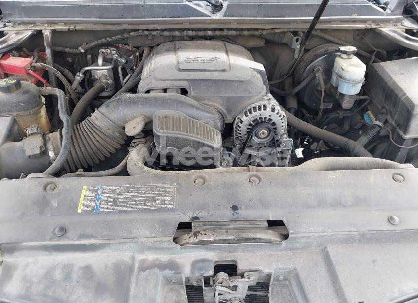 Photo 10 of 2011 Chevrolet Suburban 1500 LT1 (VIN 1GNSCJE05BR164719)