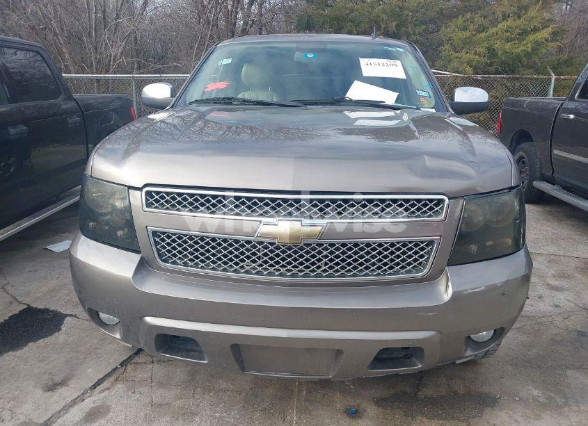 Photo 12 of 2011 Chevrolet Suburban 1500 LT1 (VIN 1GNSCJE05BR280261)