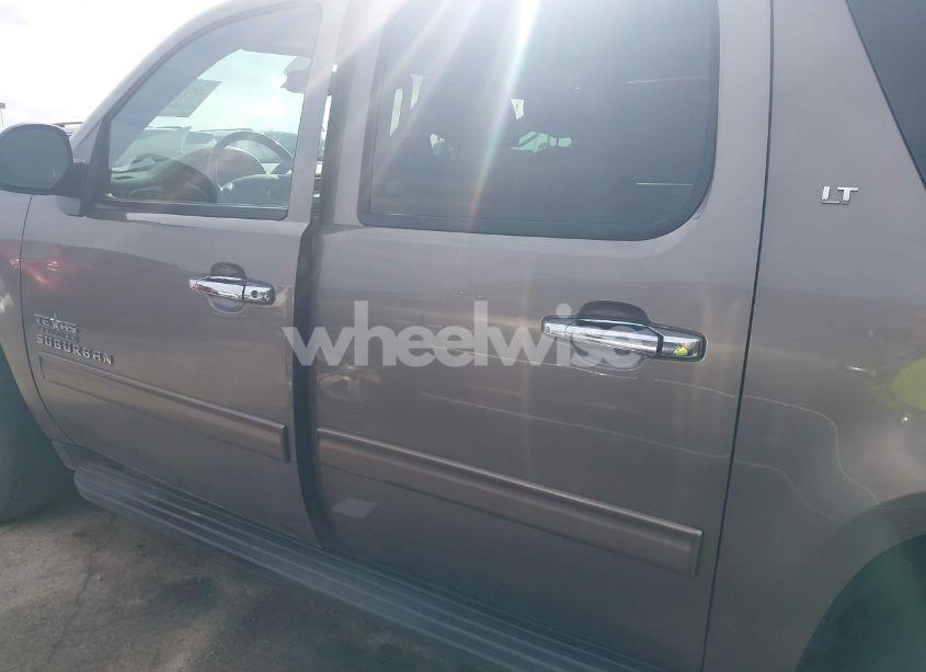 Photo 14 of 2011 Chevrolet Suburban 1500 LT1 (VIN 1GNSCJE05BR280261)