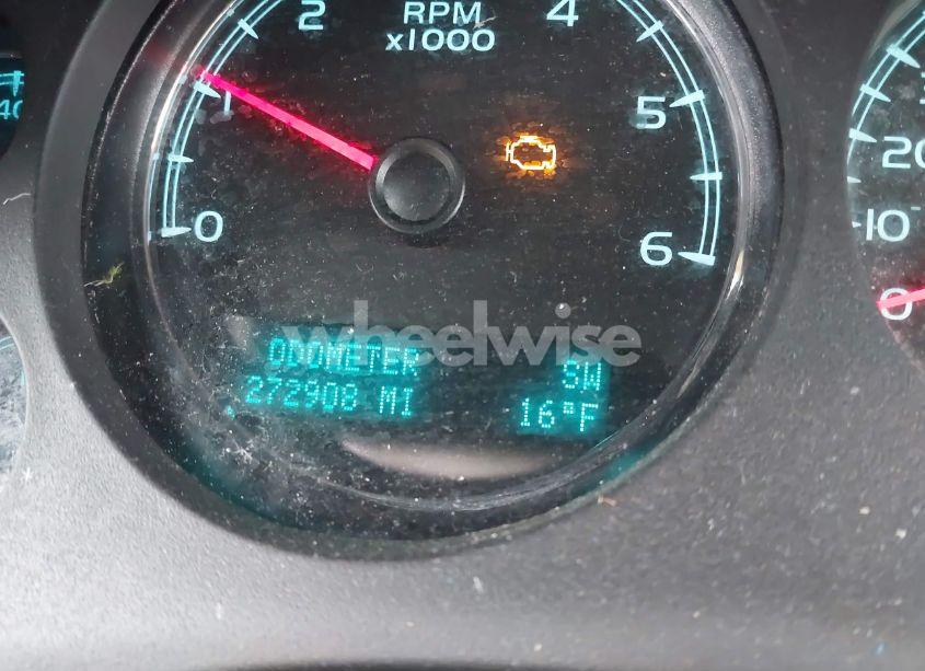 Photo 15 of 2011 Chevrolet Suburban 1500 LT1 (VIN 1GNSCJE05BR280261)