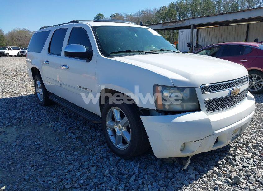2011 Chevrolet Suburban 1500 LT1 (VIN 1GNSCJE05BR357775) main photo