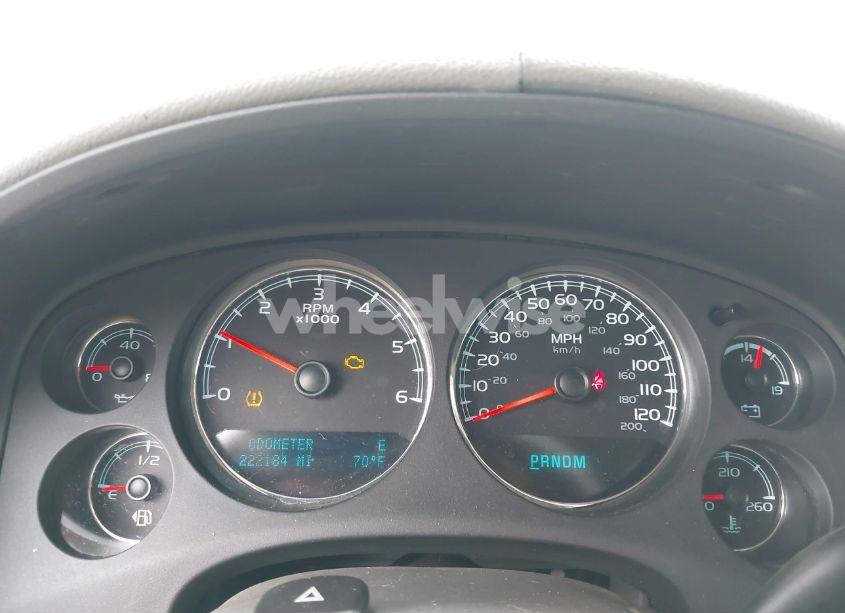 Photo 15 of 2012 Chevrolet Suburban 1500 LT (VIN 1GNSCJE05CR134749)