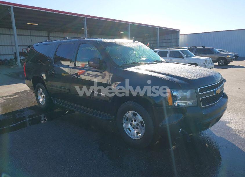 2012 Chevrolet Suburban 1500 LT (VIN 1GNSCJE05CR255765) main photo