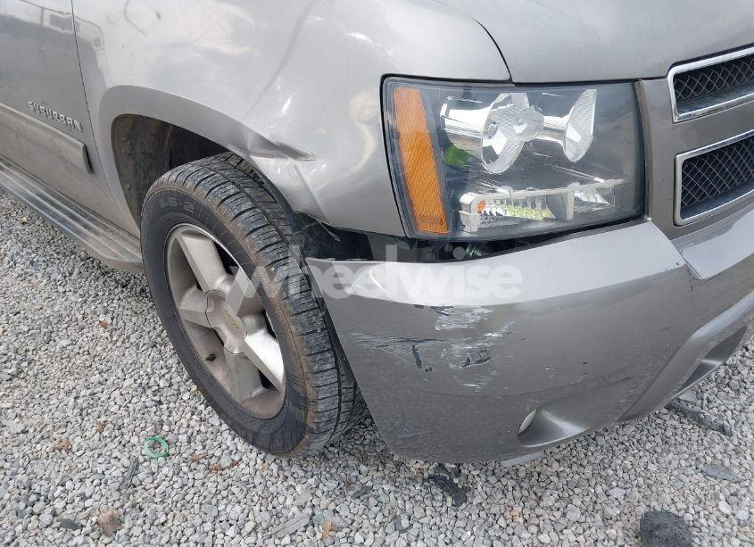 Photo 17 of 2012 Chevrolet Suburban 1500 LT (VIN 1GNSCJE05CR277815)