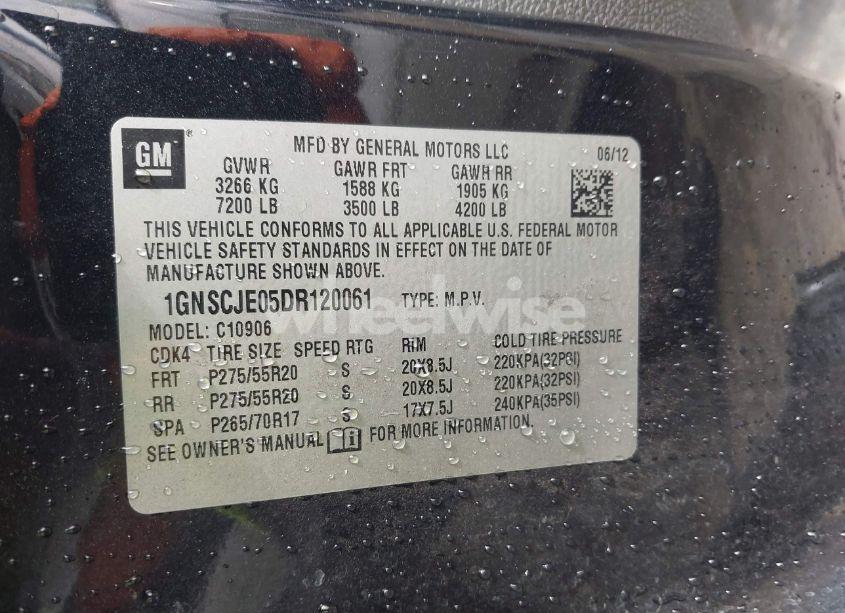 Photo 9 of 2013 Chevrolet Suburban 1500 LT (VIN 1GNSCJE05DR120061)