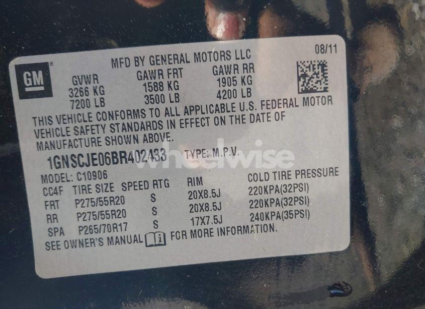 Photo 9 of 2011 Chevrolet Suburban 1500 LT1 (VIN 1GNSCJE06BR402433)