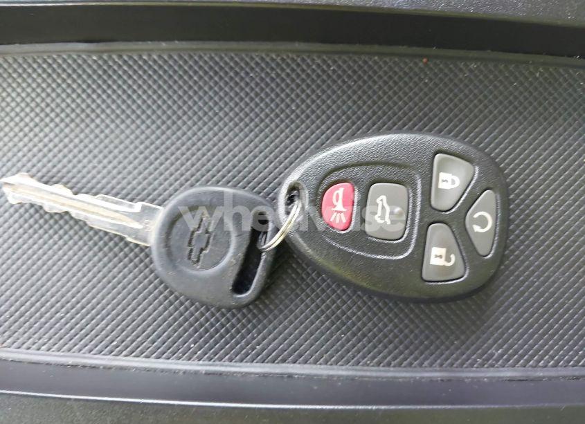 Photo 11 of 2014 Chevrolet Suburban 1500 LT (VIN 1GNSCJE06ER231476)