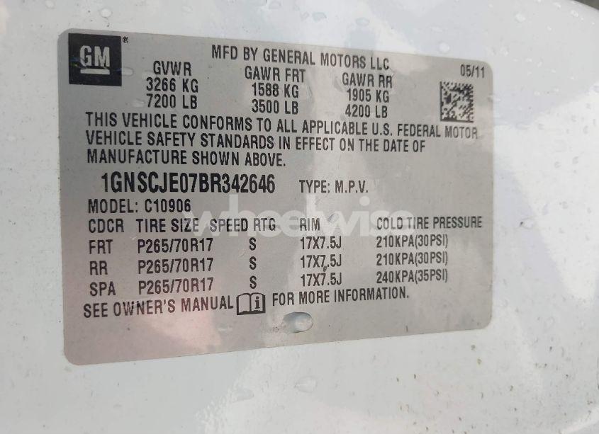 Photo 9 of 2011 Chevrolet Suburban 1500 LT1 (VIN 1GNSCJE07BR342646)