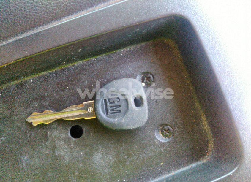 Photo 11 of 2012 Chevrolet Suburban 1500 LT (VIN 1GNSCJE07CR273166)