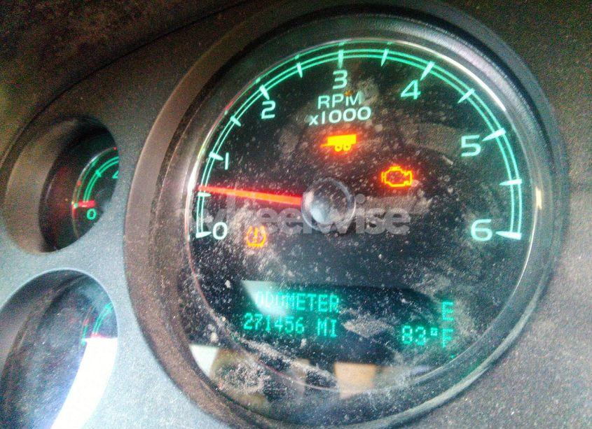 Photo 16 of 2012 Chevrolet Suburban 1500 LT (VIN 1GNSCJE07CR273166)