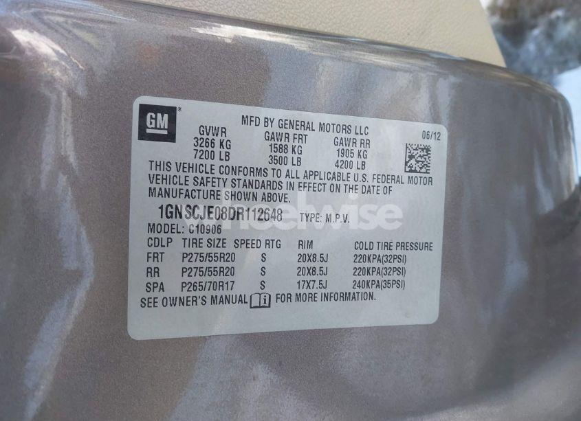 Photo 9 of 2013 Chevrolet Suburban 1500 LT (VIN 1GNSCJE08DR112648)