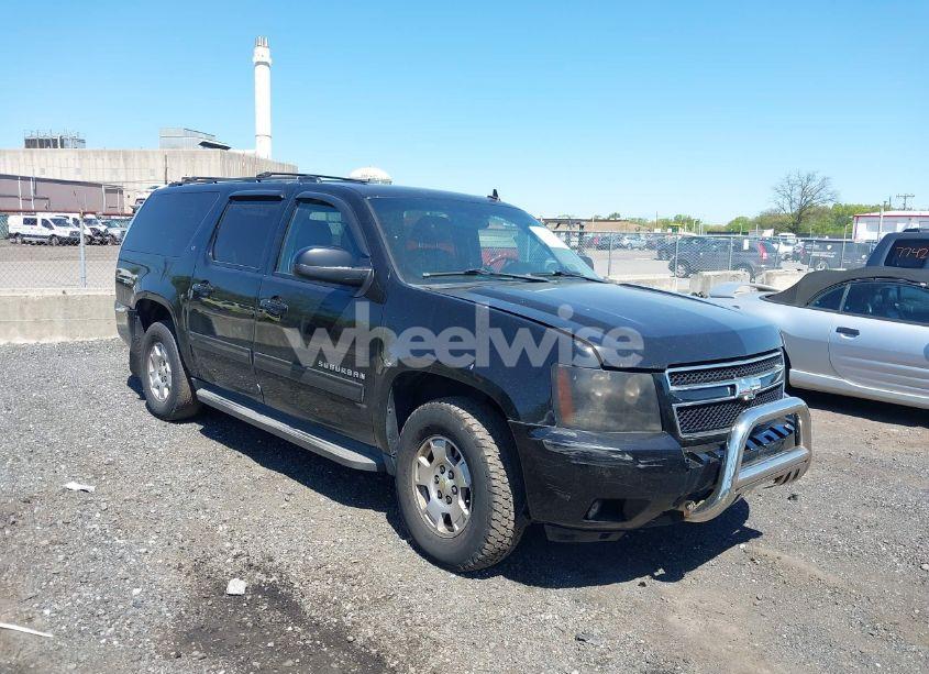 2012 Chevrolet Suburban 1500 LT (VIN 1GNSCJE09CR168533) main photo