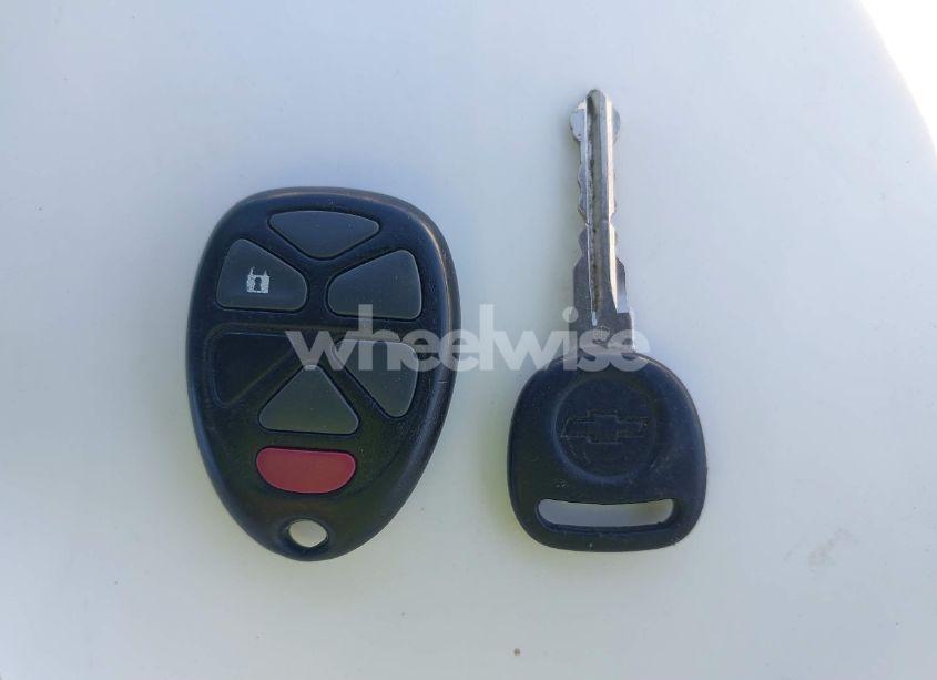 Photo 11 of 2012 Chevrolet Suburban 1500 LT (VIN 1GNSCJE09CR168533)