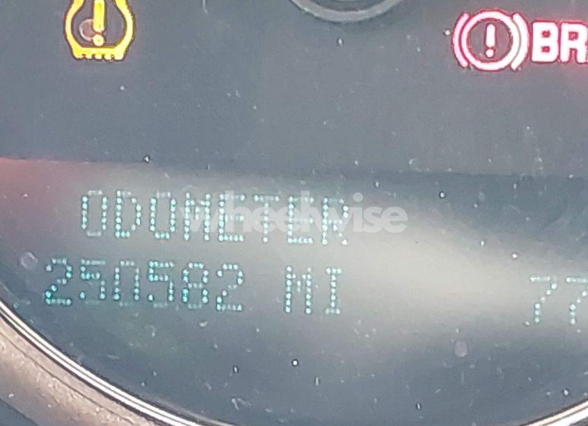 Photo 15 of 2012 Chevrolet Suburban 1500 LT (VIN 1GNSCJE09CR168533)