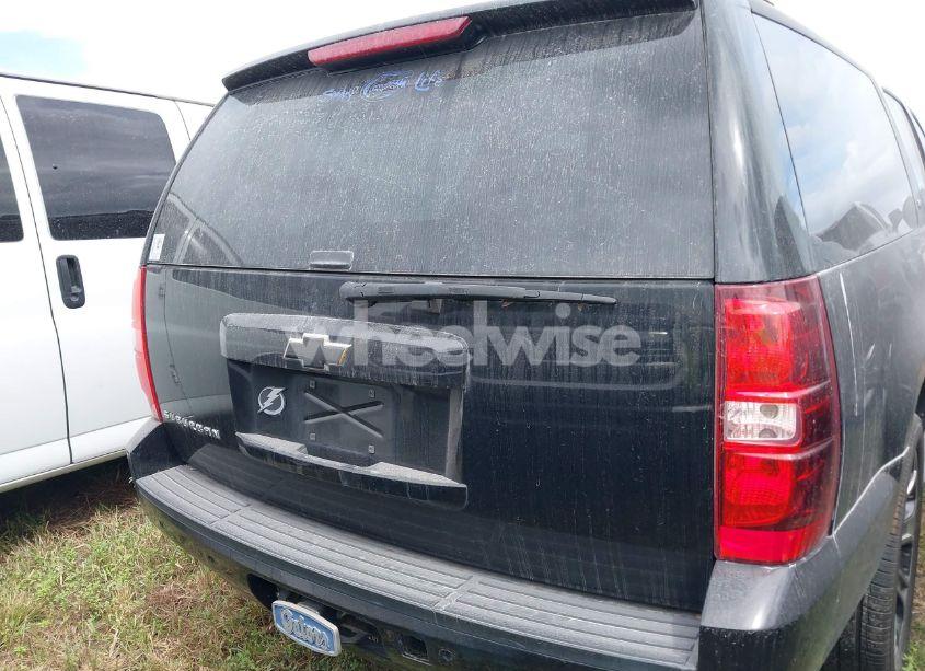 Photo 16 of 2013 Chevrolet Suburban 1500 LT (VIN 1GNSCJE09DR105045)