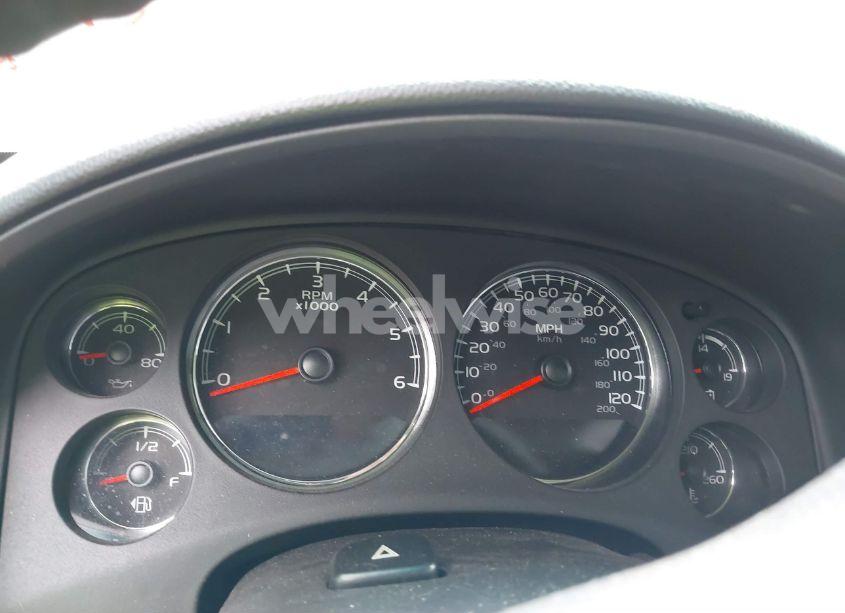 Photo 7 of 2013 Chevrolet Suburban 1500 LT (VIN 1GNSCJE09DR105045)