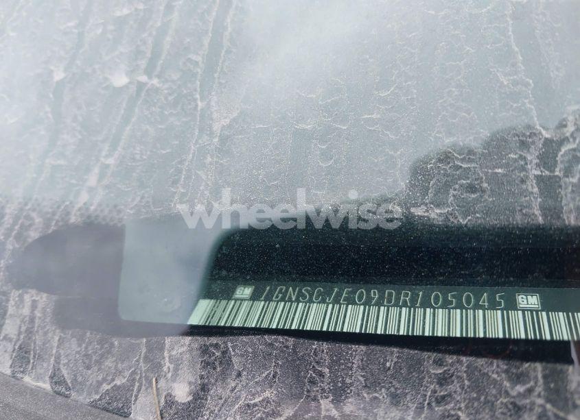 Photo 9 of 2013 Chevrolet Suburban 1500 LT (VIN 1GNSCJE09DR105045)