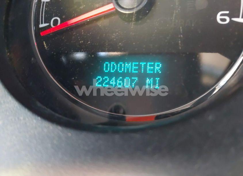 Photo 15 of 2013 Chevrolet Suburban 1500 LT (VIN 1GNSCJE09DR265667)