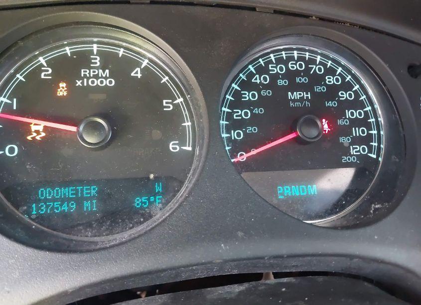 Photo 7 of 2013 Chevrolet Suburban 1500 LT (VIN 1GNSCJE09DR371200)