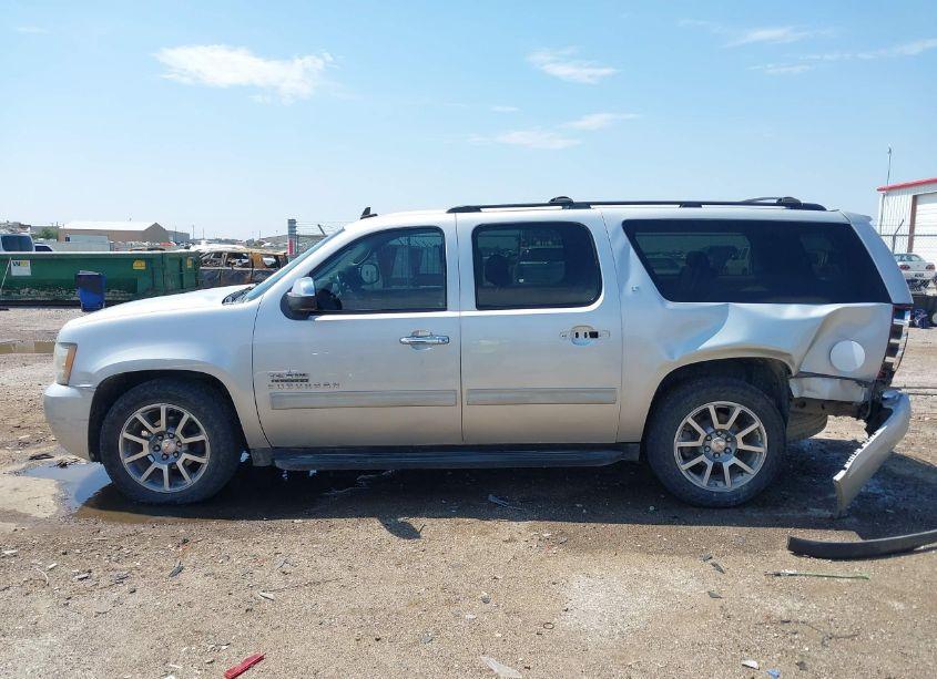 Photo 15 of 2011 Chevrolet Suburban 1500 LT1 (VIN 1GNSCJE0XBR156860)