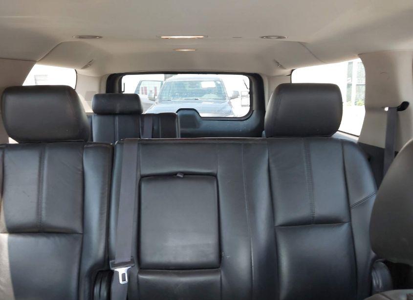 Photo 17 of 2011 Chevrolet Suburban 1500 LT1 (VIN 1GNSCJE0XBR156860)