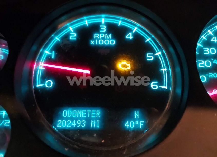 Photo 15 of 2011 Chevrolet Suburban 1500 LT1 (VIN 1GNSCJE0XBR180270)