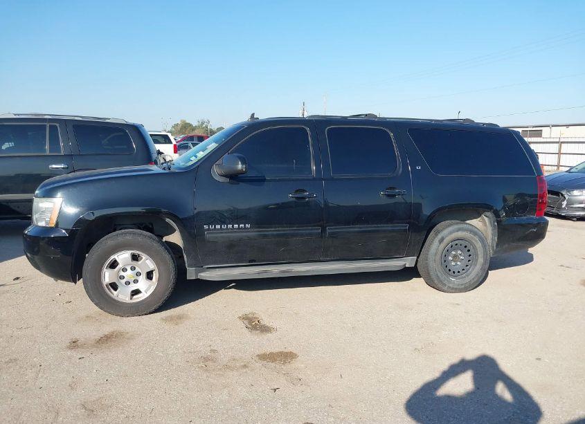 Photo 14 of 2012 Chevrolet Suburban 1500 LT (VIN 1GNSCJE0XCR211261)