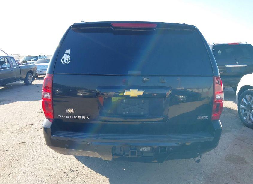 Photo 16 of 2012 Chevrolet Suburban 1500 LT (VIN 1GNSCJE0XCR211261)