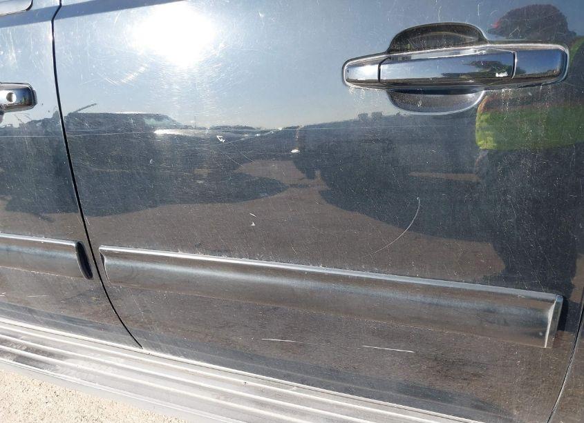 Photo 21 of 2012 Chevrolet Suburban 1500 LT (VIN 1GNSCJE0XCR211261)