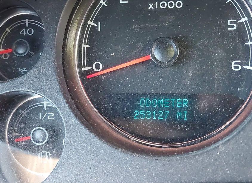 Photo 14 of 2013 Chevrolet Suburban 1500 LT (VIN 1GNSCJE0XDR163908)