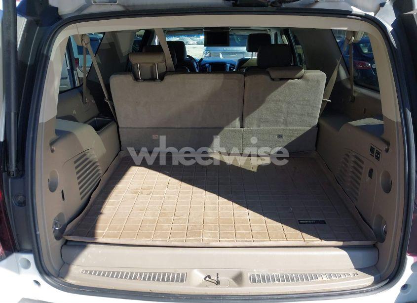 Photo 19 of 2016 Chevrolet Suburban LTZ (VIN 1GNSCJKC0GR272039)