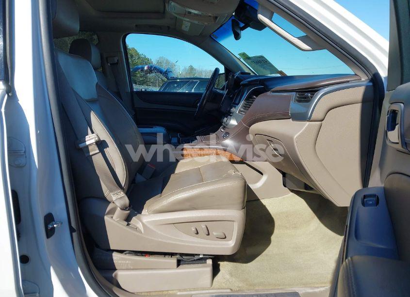 Photo 5 of 2016 Chevrolet Suburban LTZ (VIN 1GNSCJKC0GR272039)