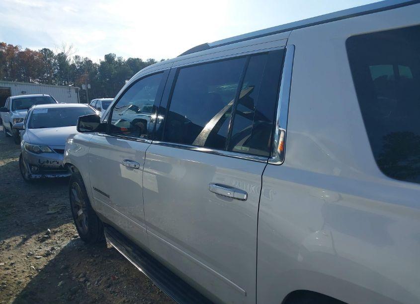 Photo 14 of 2017 Chevrolet Suburban PREMIER (VIN 1GNSCJKC0HR138603)