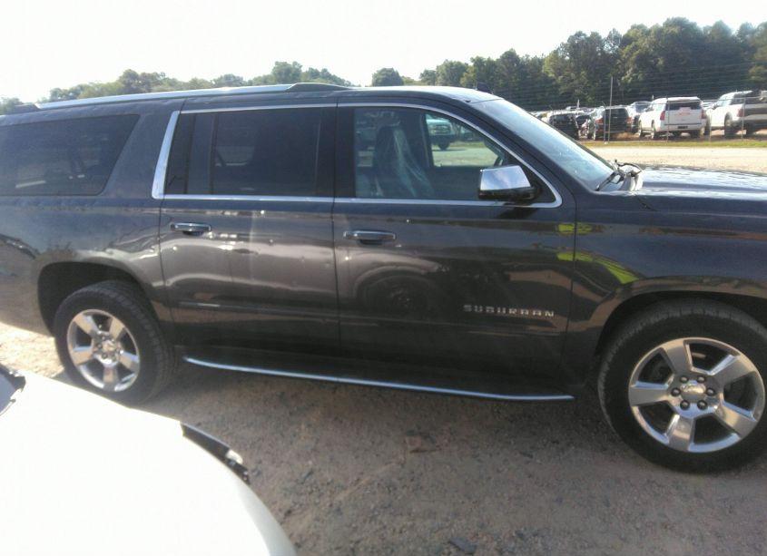 Photo 13 of 2018 Chevrolet Suburban PREMIER (VIN 1GNSCJKC0JR122312)